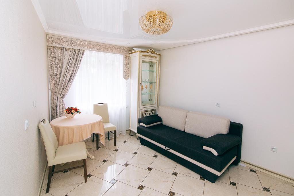 Vip Apartmen Szumi Kültér fotó
