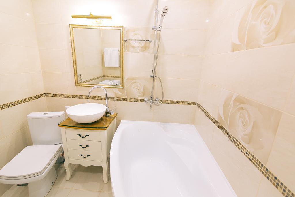 Vip Apartmen Szumi Kültér fotó